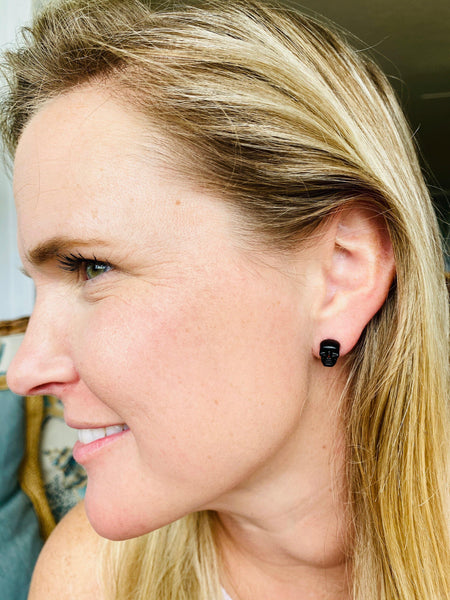 Skull Stud Earrings - THE SOUTHERN STRIPE